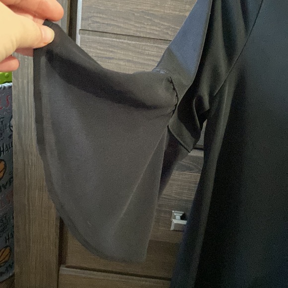 Coldwater creek blouse black bell sleeve 3/4 top size M - Picture 3 of 6